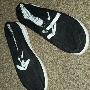 Gypsy jazz black hey dude style slip ons